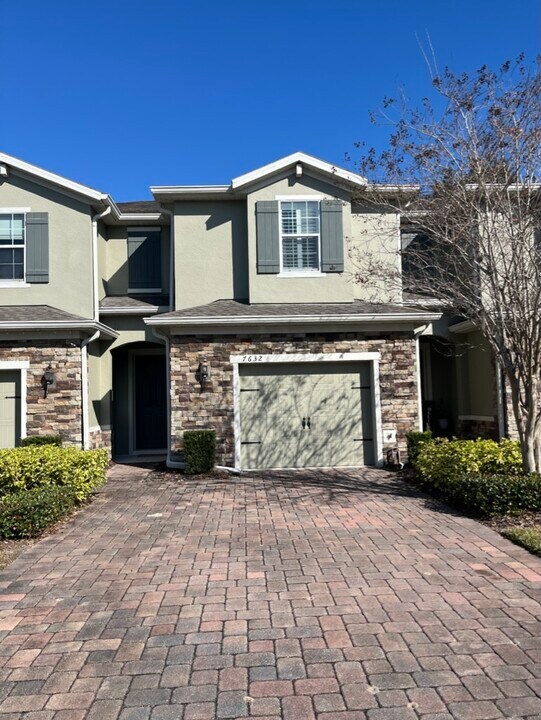 7632 Aloma Pines Ct in Winter Park, FL - Building Photo