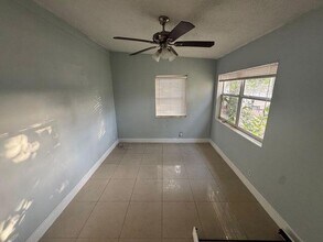 3180 Orange St in Boynton Beach, FL - Building Photo - Building Photo