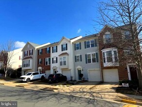 1529 Grosbeak Ct in Woodbridge, VA - Building Photo - Building Photo