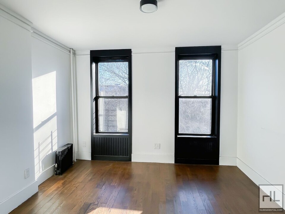 65 3rd Pl, Unit 3R in Brooklyn, NY - Building Photo