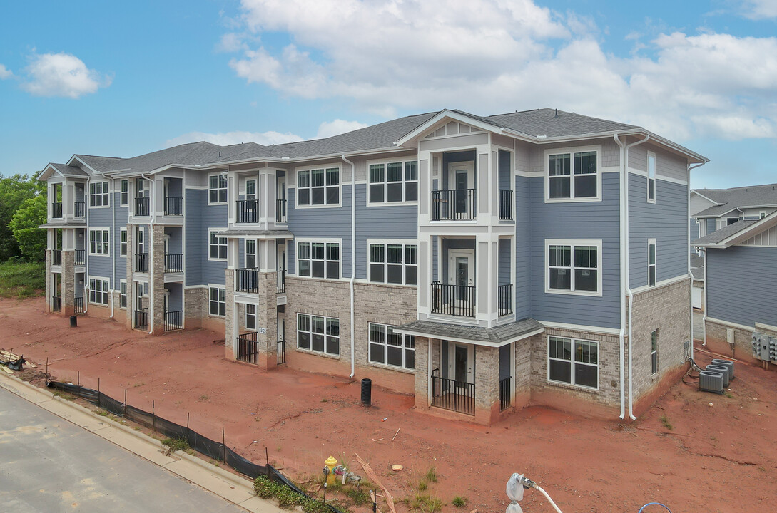 Caldwell Station in Huntersville, NC - Building Photo