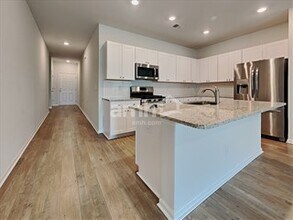 307 Squire Pope Rd in Summerville, SC - Building Photo - Building Photo
