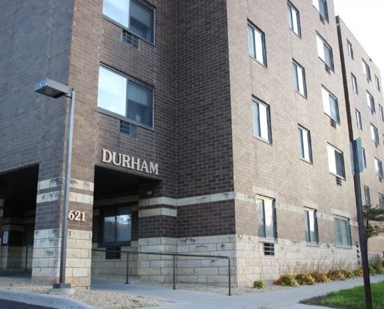 Durham Apartments in Mankato, MN - Foto de edificio