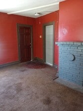 1359 N Limestone St in Gaffney, SC - Building Photo - Building Photo