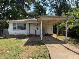 3803 Richmond Ave in Shreveport, LA - Building Photo
