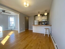 71 Prospect St, Unit 3 in Jersey City, NJ - Building Photo