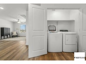 8299 N Sarival Ave in Glendale, AZ - Building Photo - Building Photo