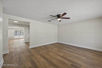 2650 Debbie Ct in Jacksonville, FL - Building Photo - Building Photo
