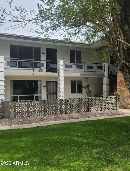 5226 N 20th St in Phoenix, AZ - Building Photo