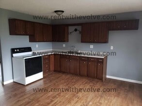 506 Layne Dr in Dunkirk, IN - Building Photo - Building Photo