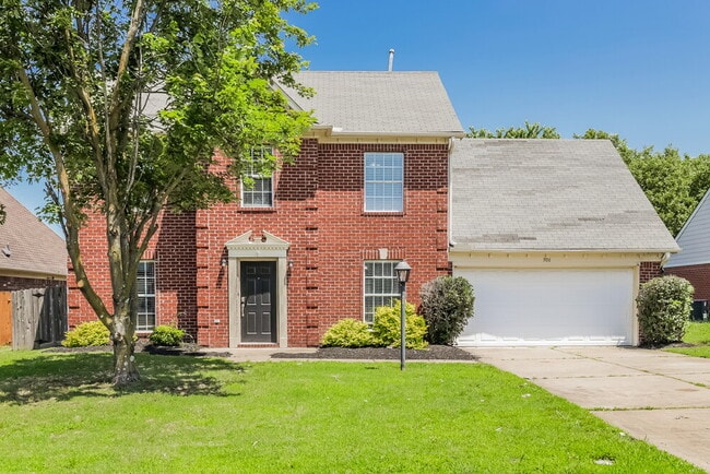 property at 906 Lakemont Dr