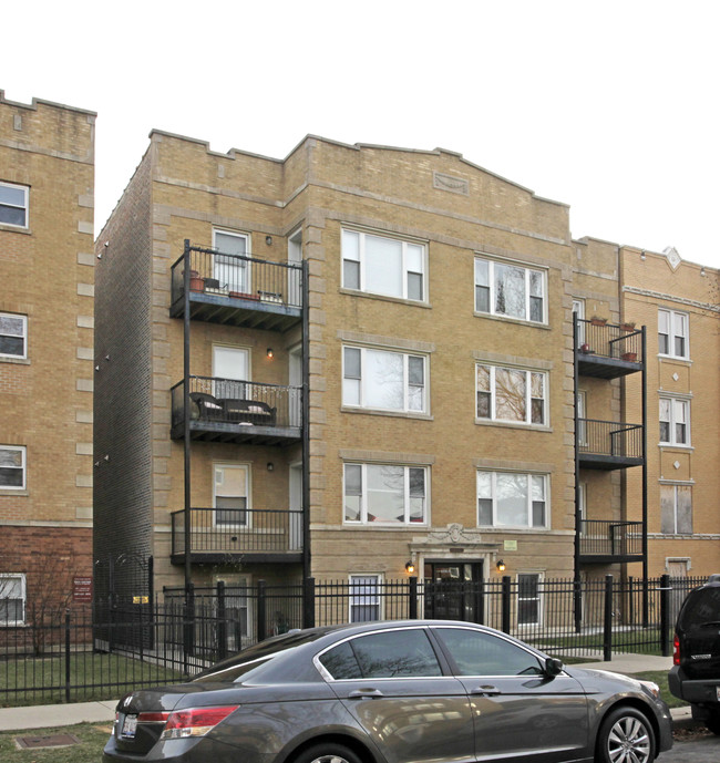 6109-6111 N Claremont Ave in Chicago, IL - Building Photo - Building Photo