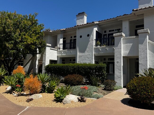 2335 Rancho Del Oro Rd in Oceanside, CA - Building Photo - Building Photo