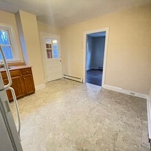 151 Liberty St in Southington, CT - Building Photo - Building Photo