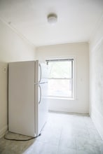 1100 W Roscoe St in Chicago, IL - Foto de edificio - Building Photo