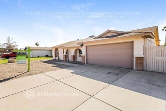 5741 W John Cabot Rd in Glendale, AZ - Building Photo - Building Photo