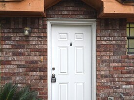 1806 S Ironwood St in Pharr, TX - Building Photo