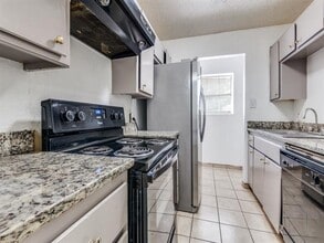 1700 Windsong Ln in Irving, TX - Building Photo - Building Photo