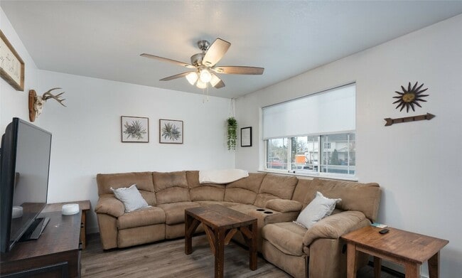 property at 208 Show Pl