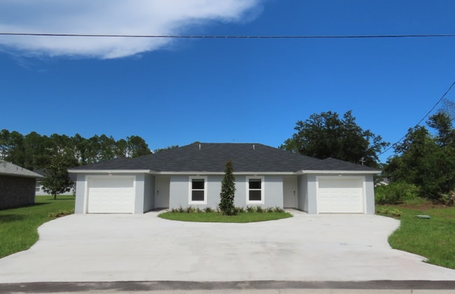 property at 17 Riddle Dr