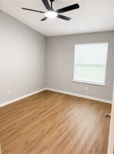 45192 S Mickler St, Unit 2 in Callahan, FL - Foto de edificio - Building Photo