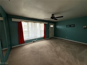 11329 Gabriella Dr in Parma, OH - Building Photo - Building Photo