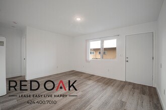 724 Wilmington Blvd in Los Angeles, CA - Building Photo - Building Photo