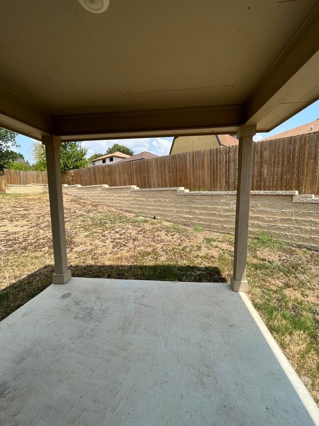 6218 Tadpole Bluff in Converse, TX - Building Photo - Building Photo