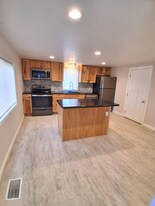 3420 12th St in Menominee, MI - Building Photo