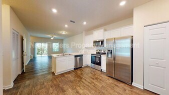 93 Scotch Pebble Dr in Jacksonville, FL - Building Photo