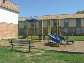 Oak Meadow Villa in San Antonio, TX - Foto de edificio - Building Photo