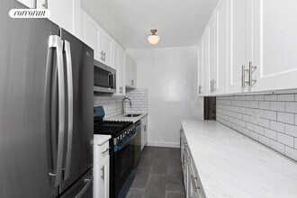 245 W 107th St in New York, NY - Building Photo - Building Photo
