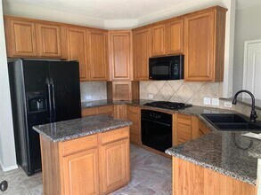 531 Hawken Dr in Coppell, TX - Building Photo - Building Photo