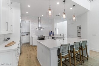 115 Cambria Ln in Naples, FL - Building Photo - Building Photo
