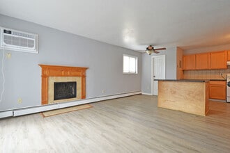 7306 72nd Ln N, Unit 7306 72nd Lane in Brooklyn Park, MN - Building Photo - Building Photo