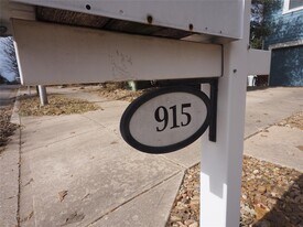 915 Bogart Rd in Cedar Park, TX - Building Photo