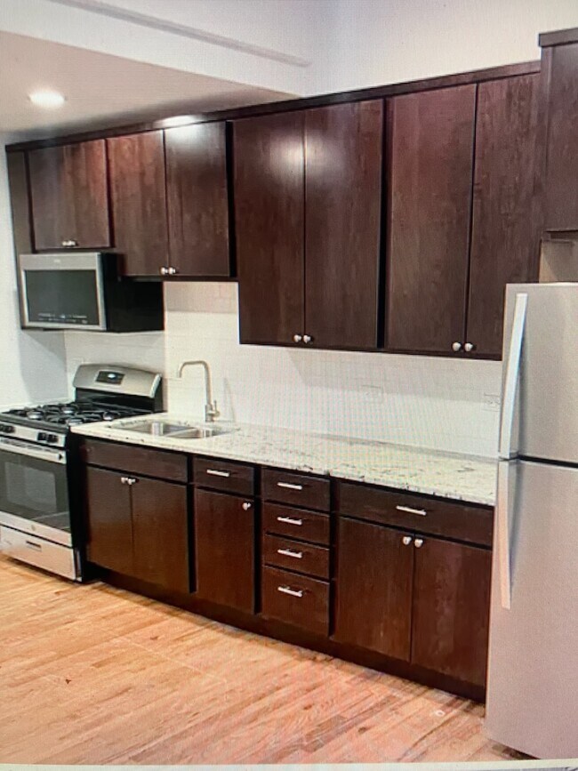2708 W Maypole Ave, Unit 1stfloor