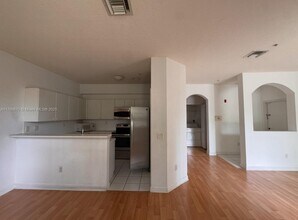 4405 SW 160th Ave in Miramar, FL - Building Photo - Building Photo
