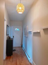 22 Belmont St, Unit 4 in Watertown, MA - Building Photo - Building Photo