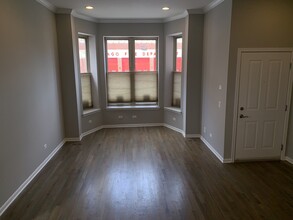 2717 N Halsted St in Chicago, IL - Building Photo - Building Photo