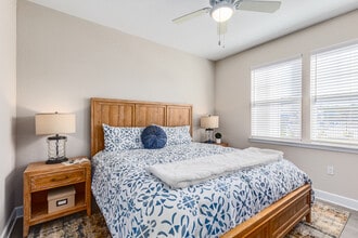 Spires 27 in Ocala, FL - Foto de edificio - Interior Photo