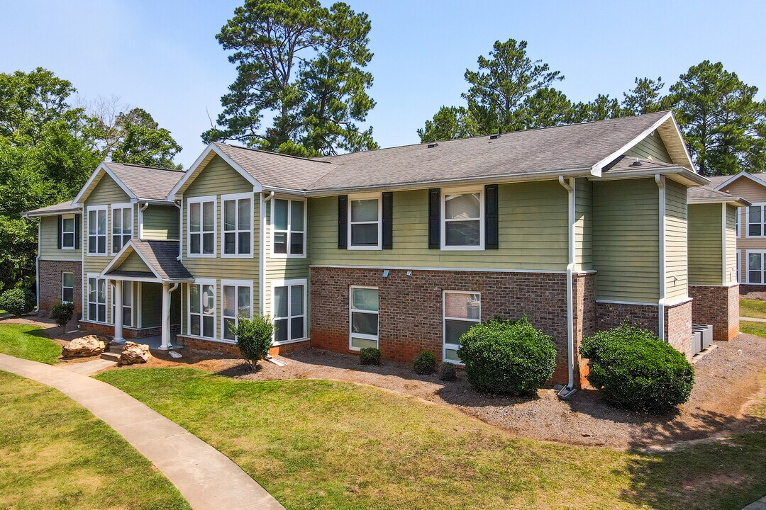 Magnolia Village in Americus, GA - Building Photo