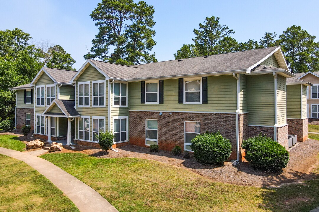 Magnolia Village in Americus, GA - Foto de edificio