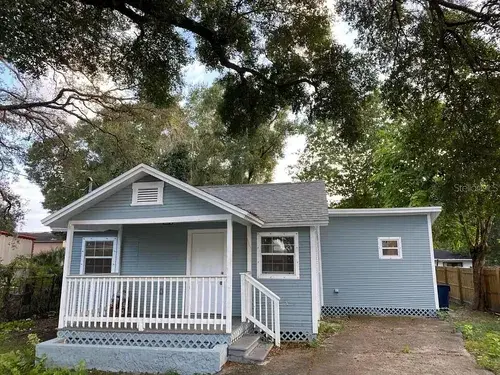 property at 811 E Okaloosa Ave