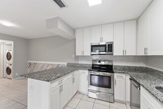 2501 NW 99th Ave in Coral Springs, FL - Building Photo - Building Photo