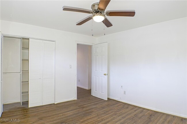 19091 Holly Rd in Ft. Myers, FL - Building Photo - Building Photo