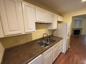 1557 Blaze Ln in Charleston, SC - Building Photo - Building Photo