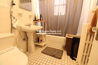 89 Trowbridge St, Unit 31 in Cambridge, MA - Foto de edificio - Building Photo