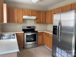 1641 Clooney Ln in Charlotte, NC - Building Photo - Building Photo