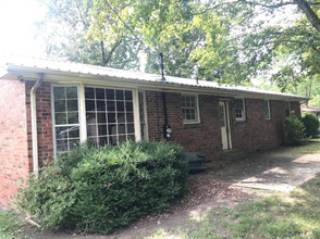 1707 Woodside Dr in Springfield, TN - Building Photo - Building Photo